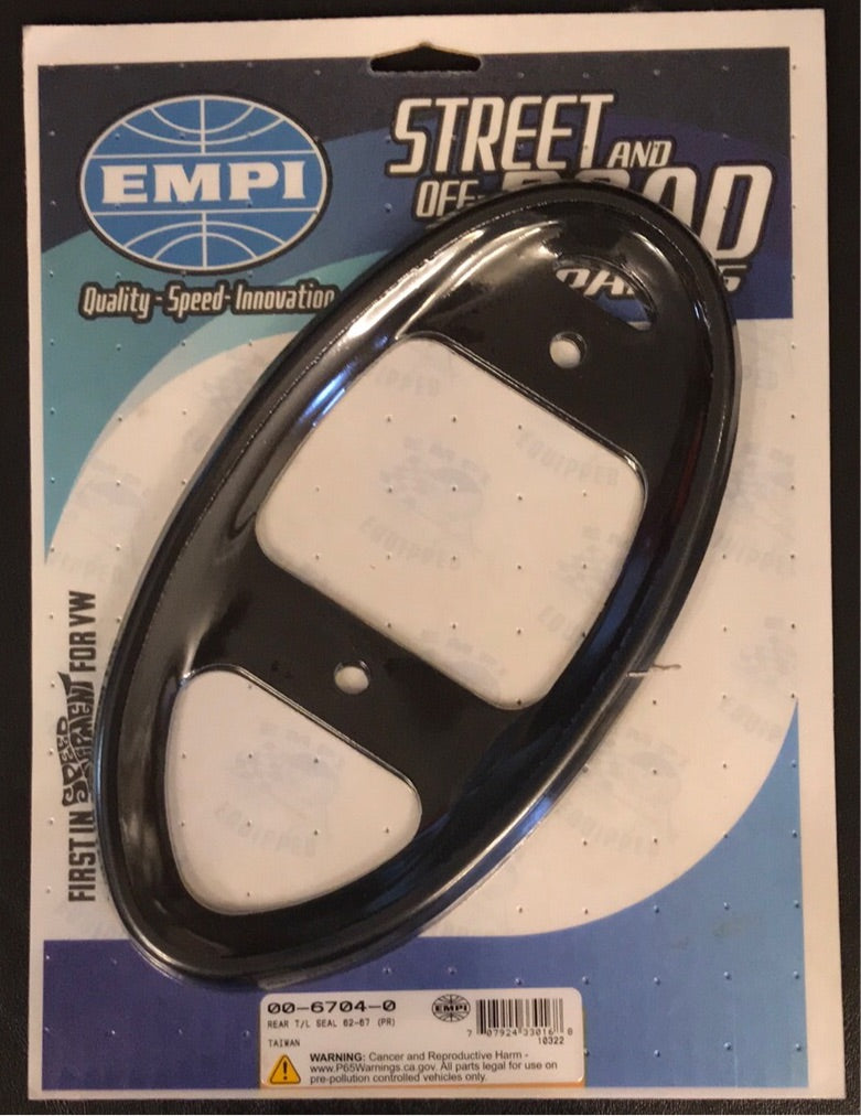 Tail Light Seals - Pair, 62-67 | 00-6704-0